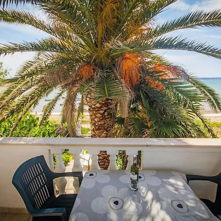 Teo Apartmán Privlaka (Zadar)